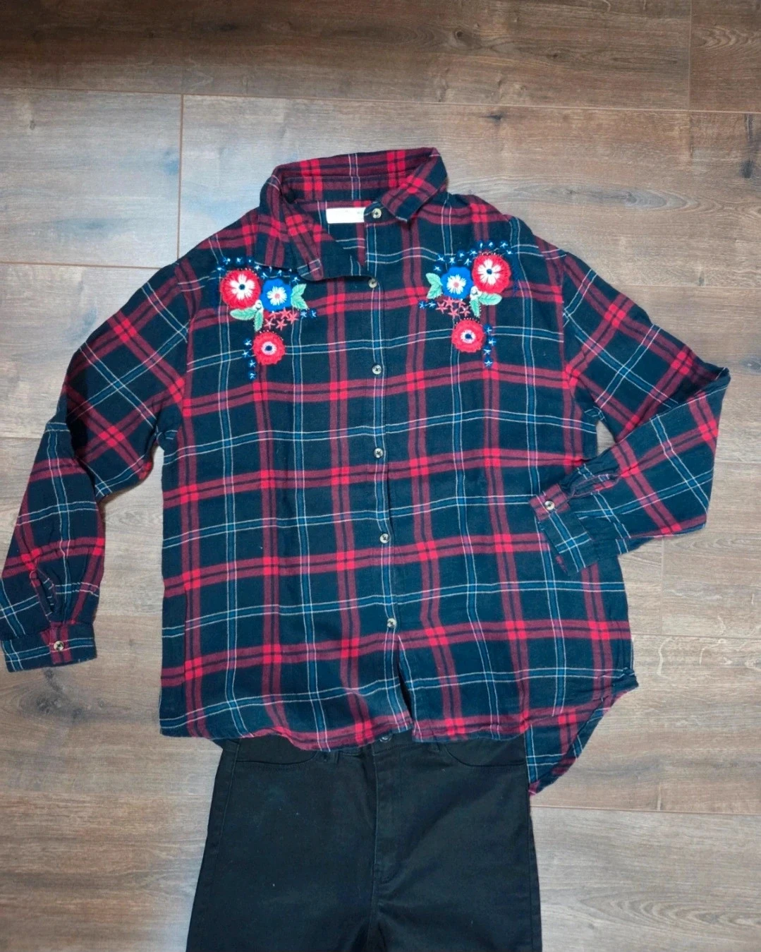 Jeans preto e camisa xadrez 12 anos – photo 3